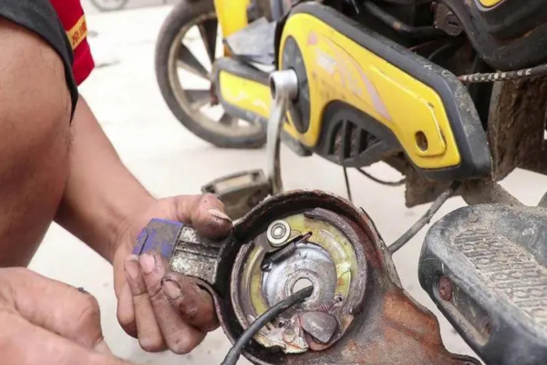 石景山区电动车刹车故障